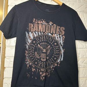 Ramones - Classic Crest Logo Shirt - Size XS